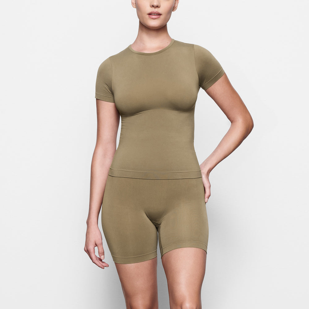 Skims SOFT SMOOTHING T-shirt Zelene | QYOU-26841
