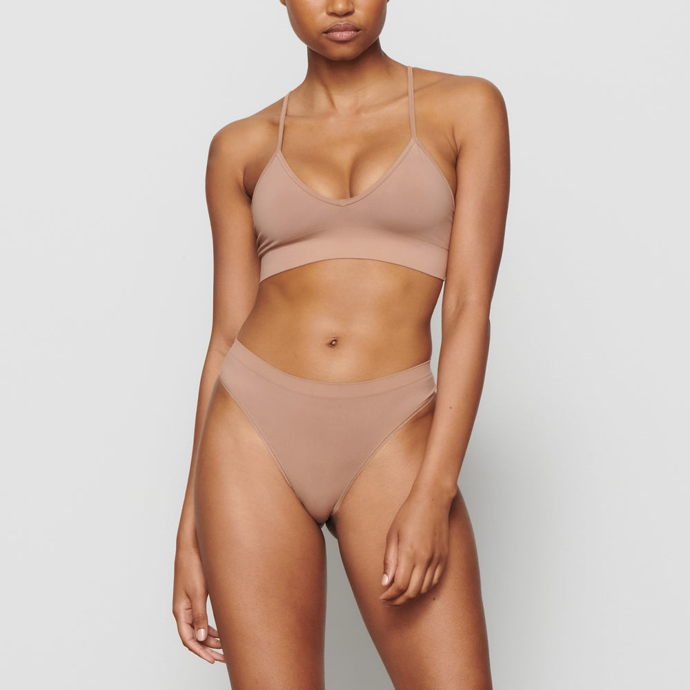 Skims SOFT SMOOTHING Thong Marhule | VXKY-15609