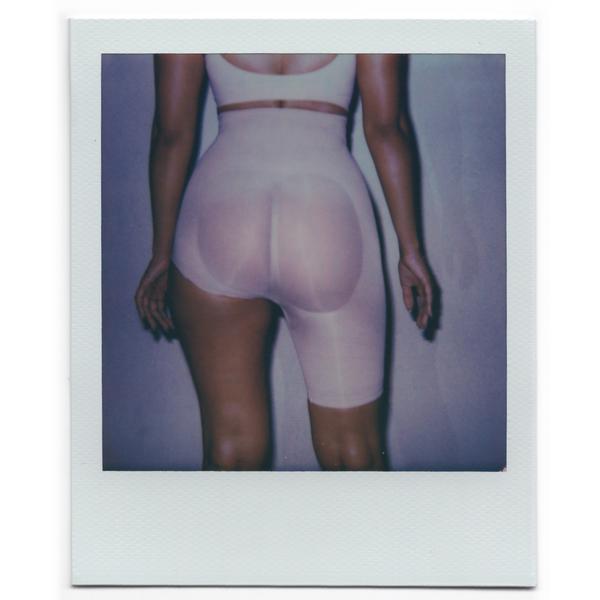 Skims SOLUTION SHORT #1 One Leg Shapewear Béžové | DFPI-08612