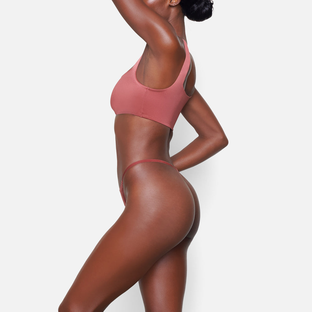 Skims STRETCH SATIN DIP Thong Ruzove | ZAEC-12095