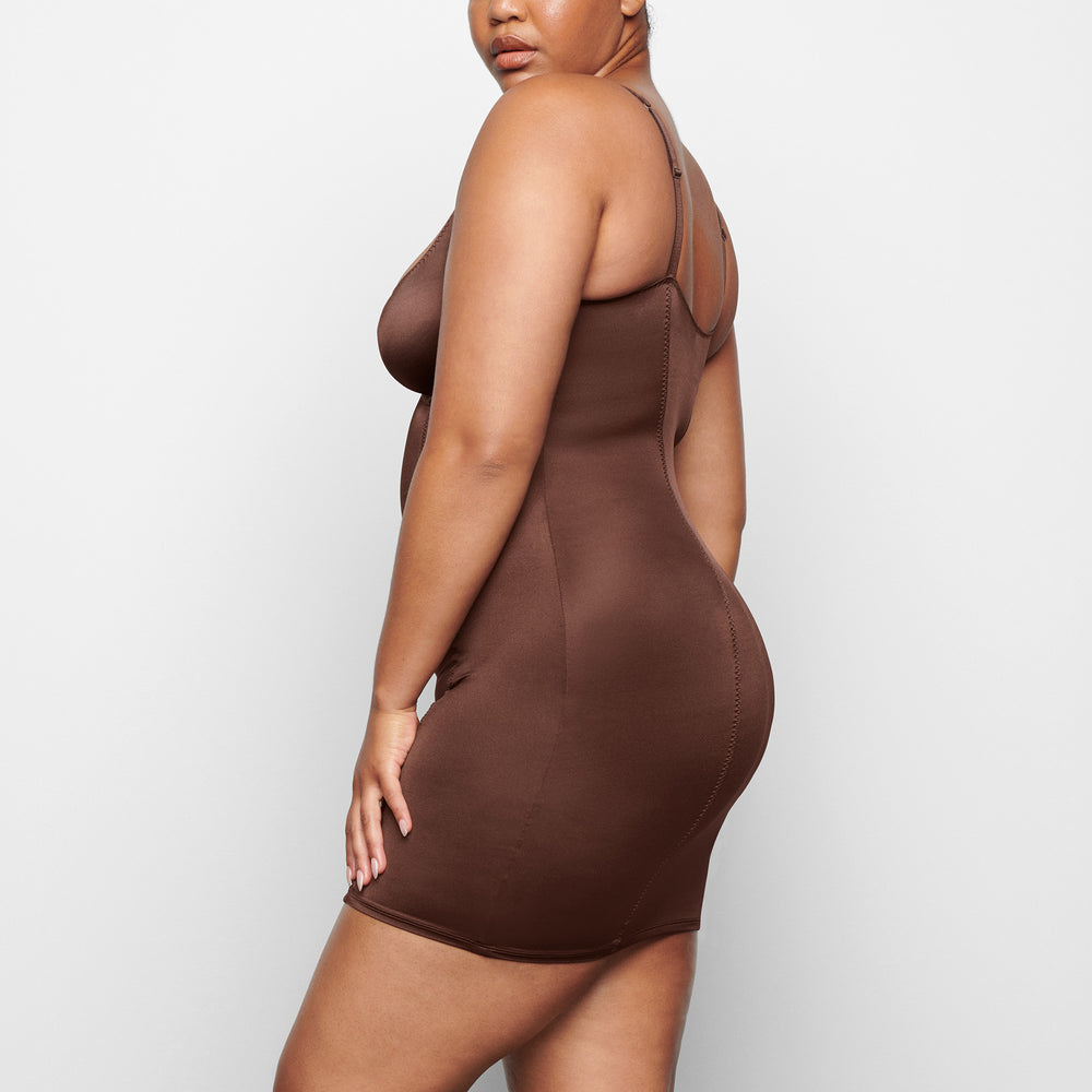 Skims STRETCH SATIN Dress Čokoláda | ZRIX-07546