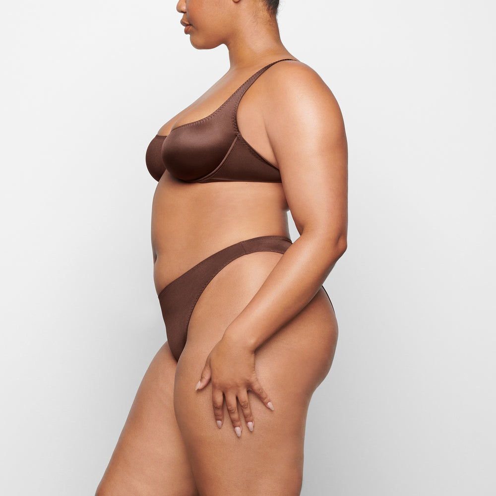 Skims STRETCH SATIN SCOOP Underwire Bra Čokoláda | IOPB-12085