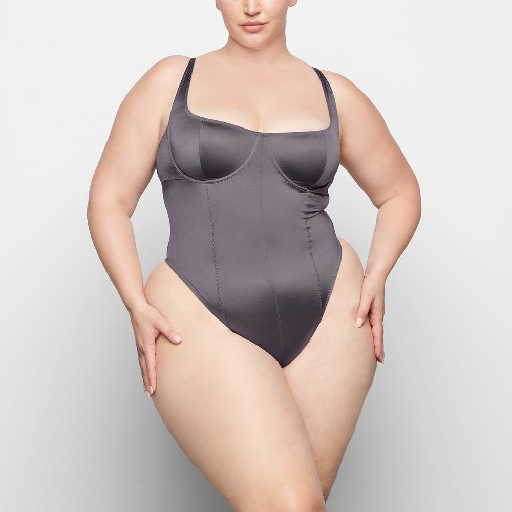 Skims STRETCH SATIN Stretch Satin Bodysuit Nachový | MXLE-87320