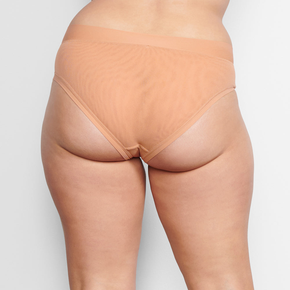 Skims SUMMER MESH Brief Béžové | CHDN-41739