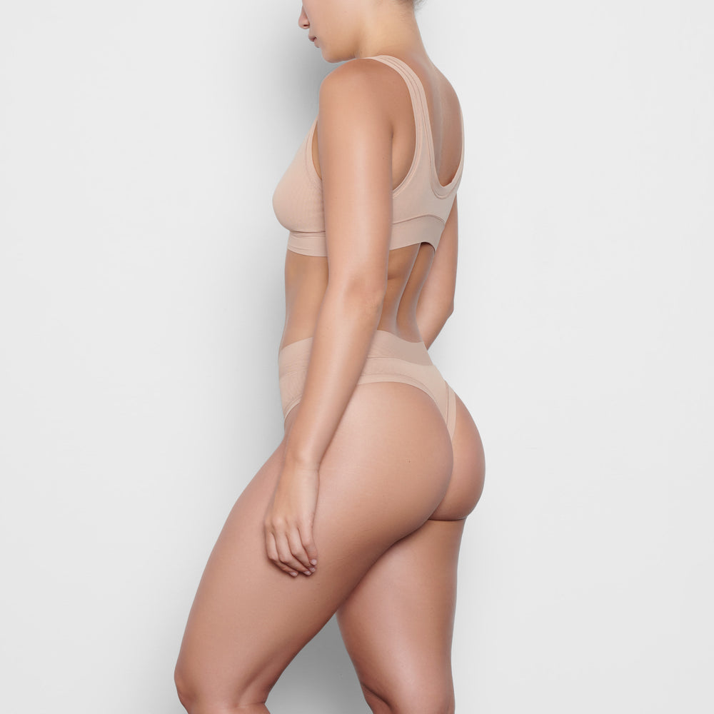 Skims SUMMER MESH MID WAIST Thong Béžové | BDAT-16328