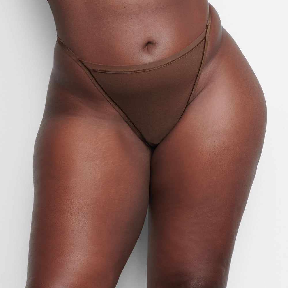 Skims SUMMER MESH STRING Thong Čokoláda | ZWJU-12673