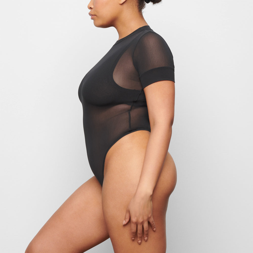 Skims SUMMER MESH T-shirt Bodysuit Čierne | ORTP-74961