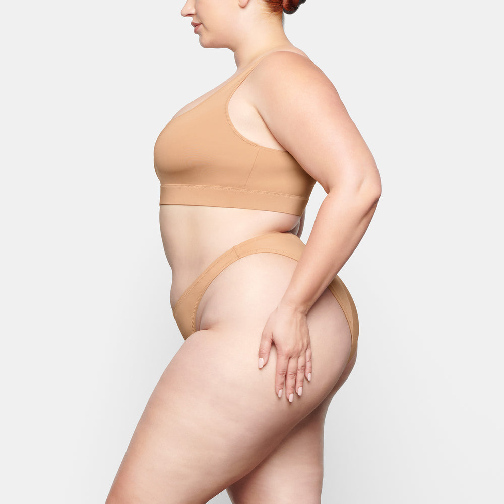 Skims SWIM DIPPED MID WAIST BOTTOMS Two Pieces Béžové | HVNF-65214