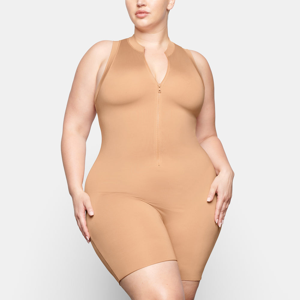 Skims SWIM MOCK NECK CYCLE SUIT One Piece Béžové | IKXN-15729
