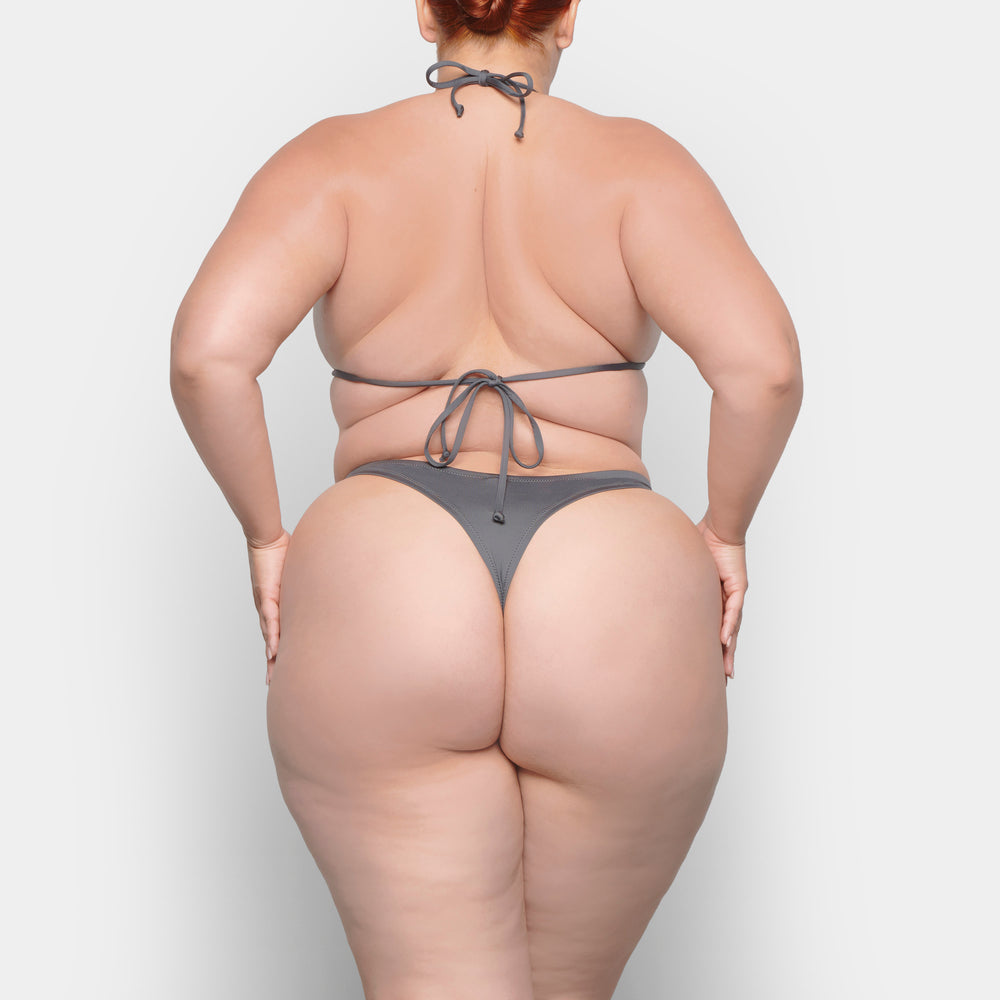 Skims SWIM Thong Tmavo Siva | ZSUA-59270