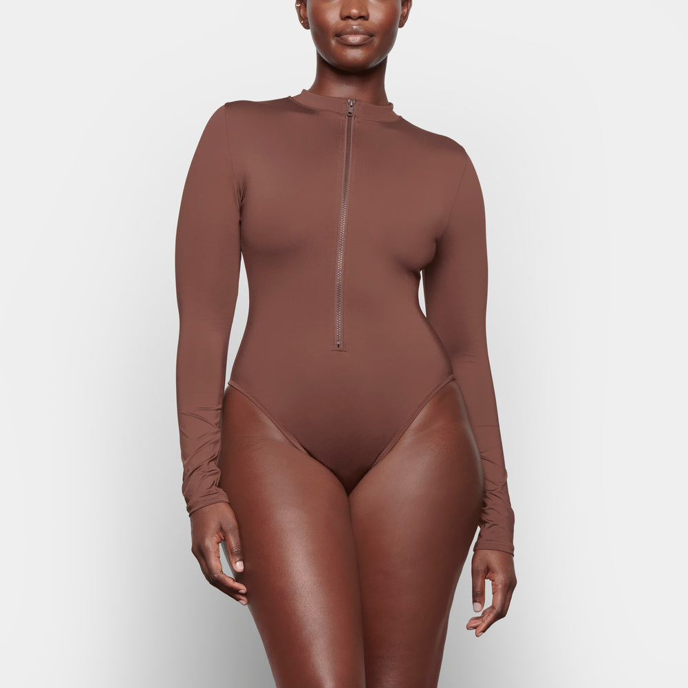 Skims SWIM ZIP FRONT LONG SLEEVE One Piece Čokoláda | TGFP-63450