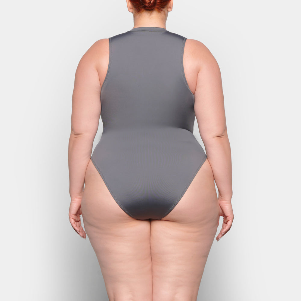 Skims SWIM ZIP FRONT SLEEVELESS One Piece Tmavo Siva | OIRH-10498