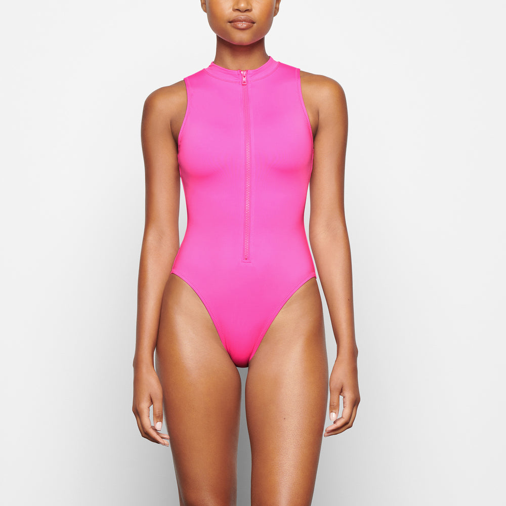 Skims SWIM ZIP FRONT SLEEVELESS One Piece Ruzove | TZBW-64875
