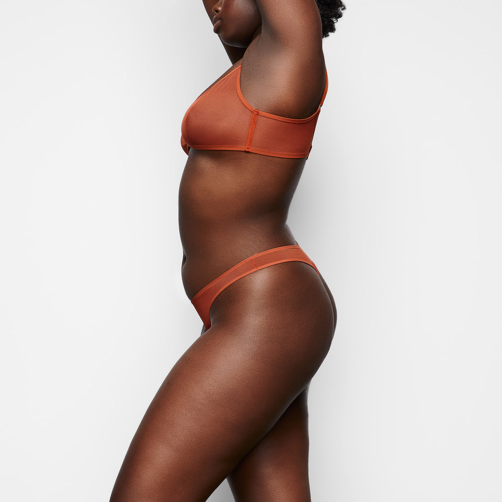 Skims ULTRA FINE MESH TRIANGLE Bralette Hnede | PWZF-01964