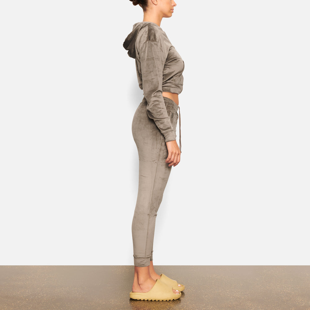 Skims VELOUR Joggers Tmavo Siva | LQFJ-90563