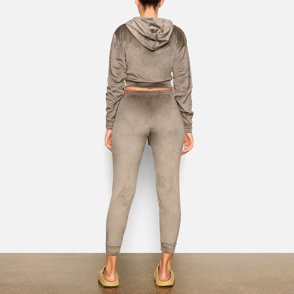 Skims VELOUR Joggers Tmavo Siva | LQFJ-90563