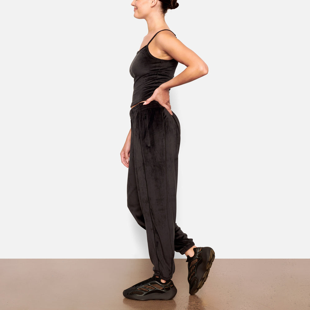 Skims VELOUR OVERSIZED Joggers Čierne | VWUP-74851