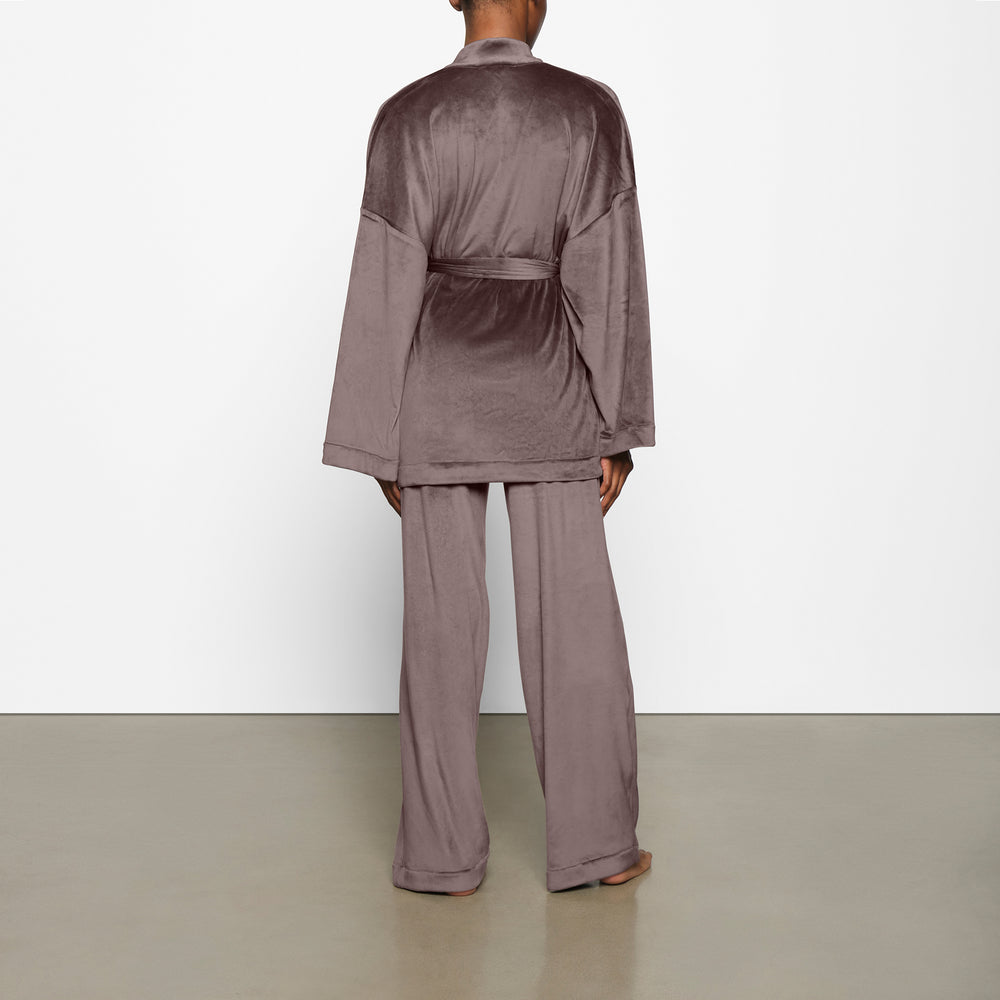 Skims VELOUR WRAP Sleep Set Nachový Siva | GPEN-24356