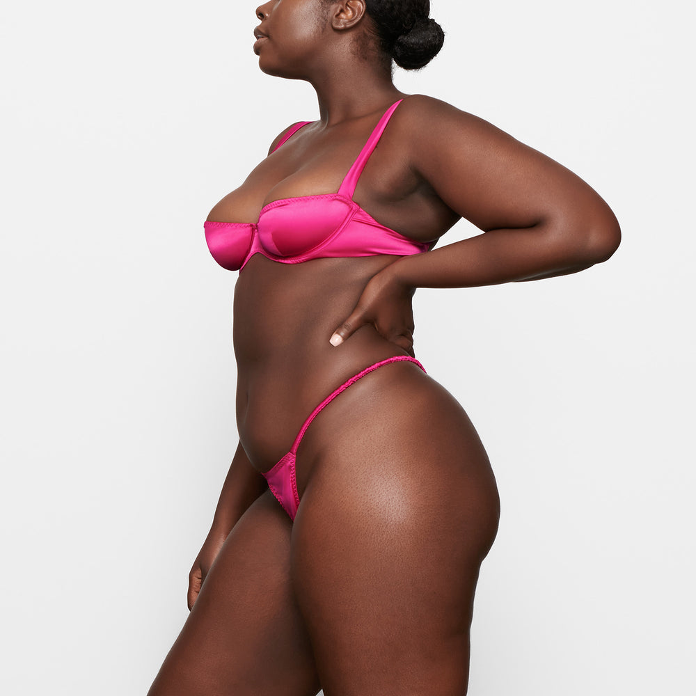 Skims WOVEN SHINE SCRUNCHIE STRING Thong Ruzove | SJDP-61057