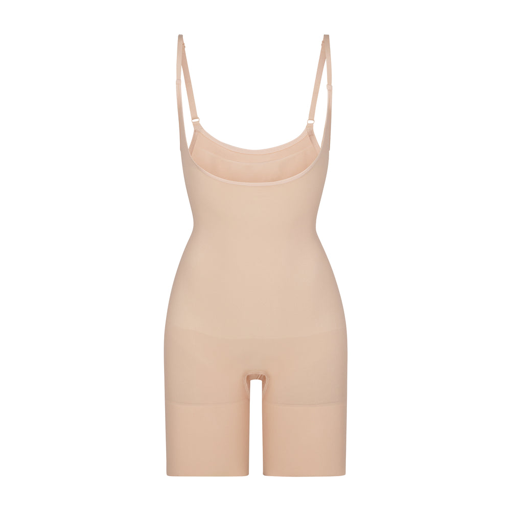 Skims BUTT ENHANCING Open Bust Bodysuit Béžové | VTPW-23985