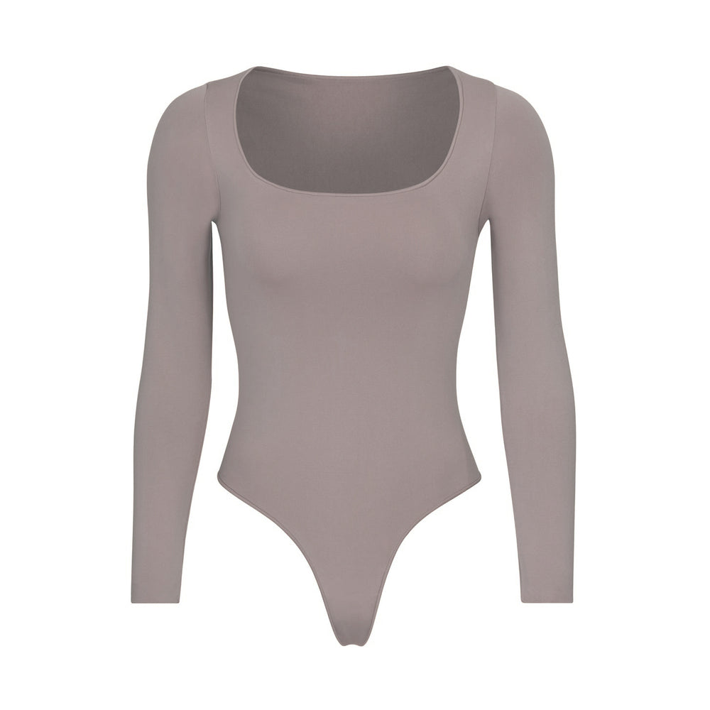 Skims ESSENTIAL SCOOP NECK Long Sleeve Bodysuit Siva | DMJU-74316