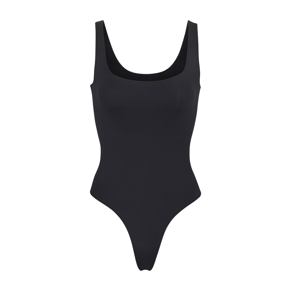 Skims ESSENTIAL Scoop Neck Bodysuit Čierne | PBZJ-82674