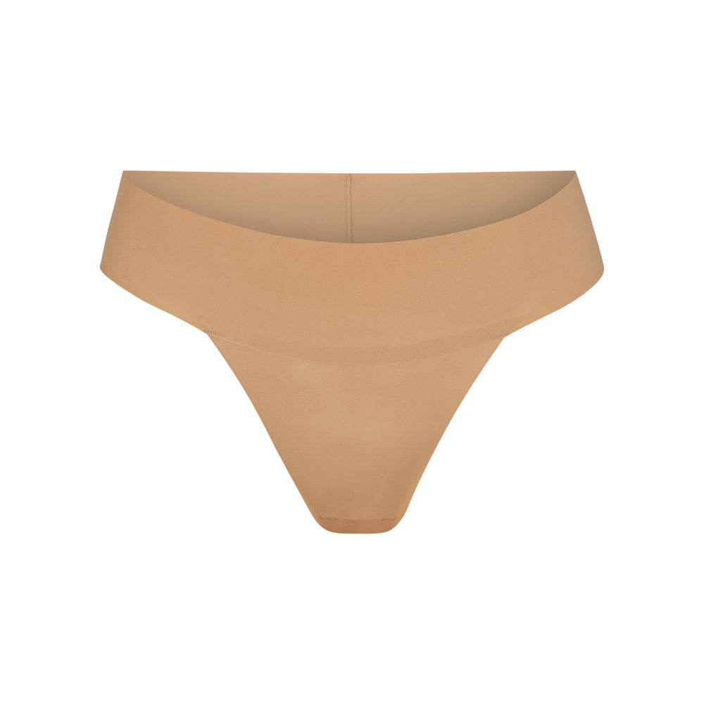 Skims FREE CUT Thong Béžové | CSUM-87231