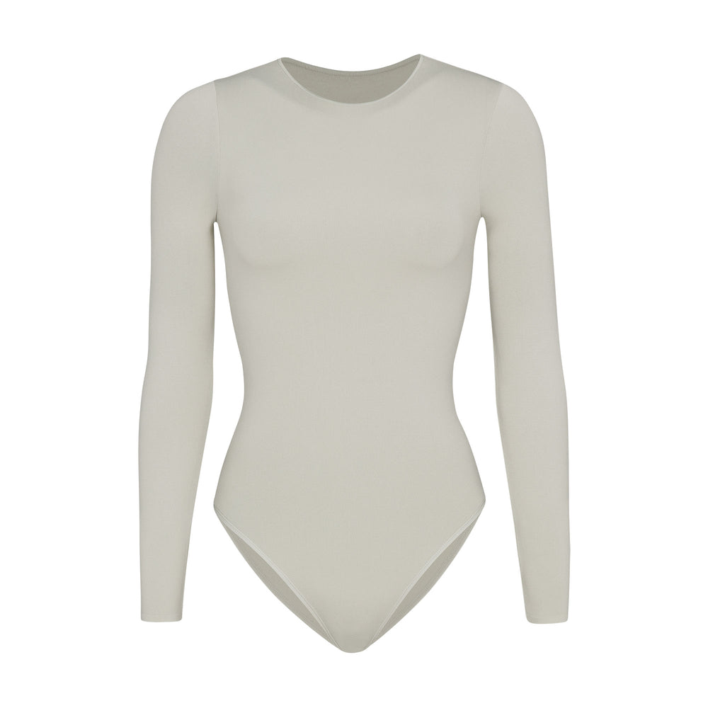 Skims LIGHT ESSENTIAL CREW NECK Long Sleeve Bodysuit Biele | BEAZ-89357