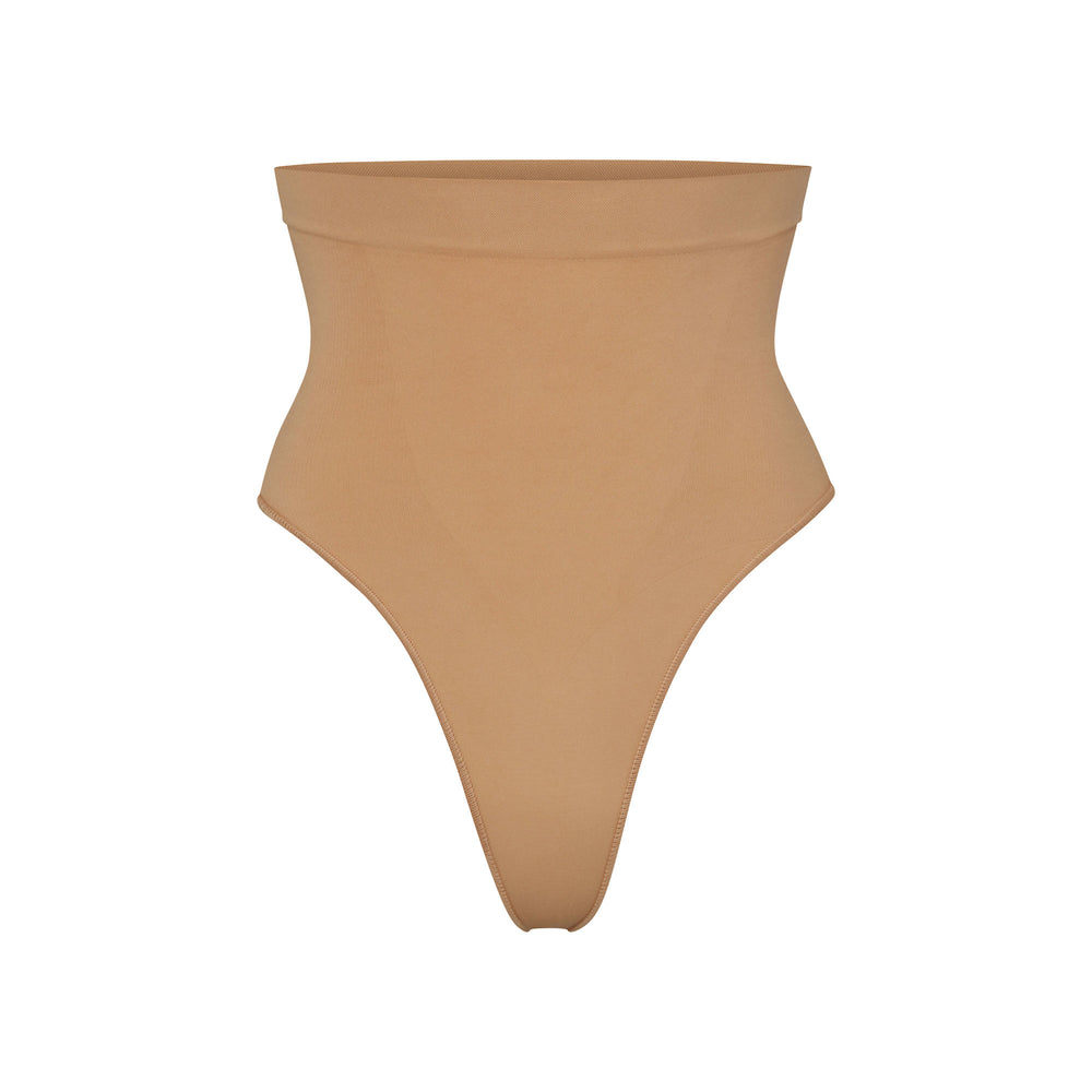 Skims SCULPTING MID WAIST Thong Béžové | AVQD-59610