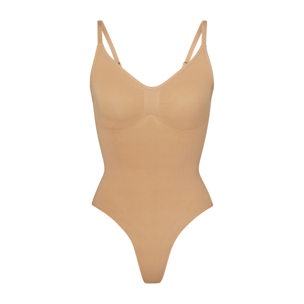 Skims SCULPTING THONG Bodysuit Béžové | BOAN-12306