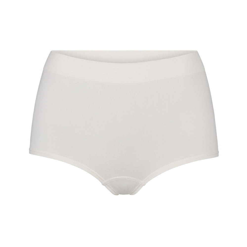 Skims SOFT SMOOTHING Boy Short Biele | QHRS-62407
