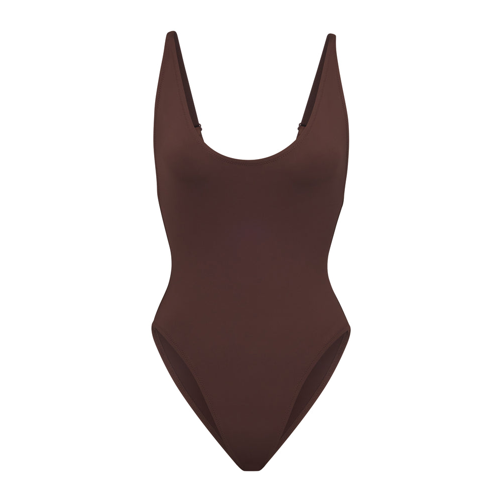 Skims SWIM SCOOP NECK One Piece Čokoláda | GEYM-54672
